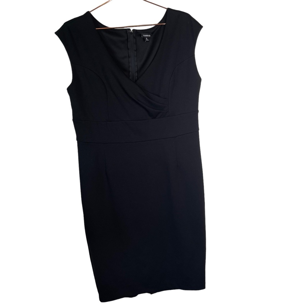 Torrid Surplice Bodycon Little Black Dress Pencil Skirt Wiggle Sleeveless